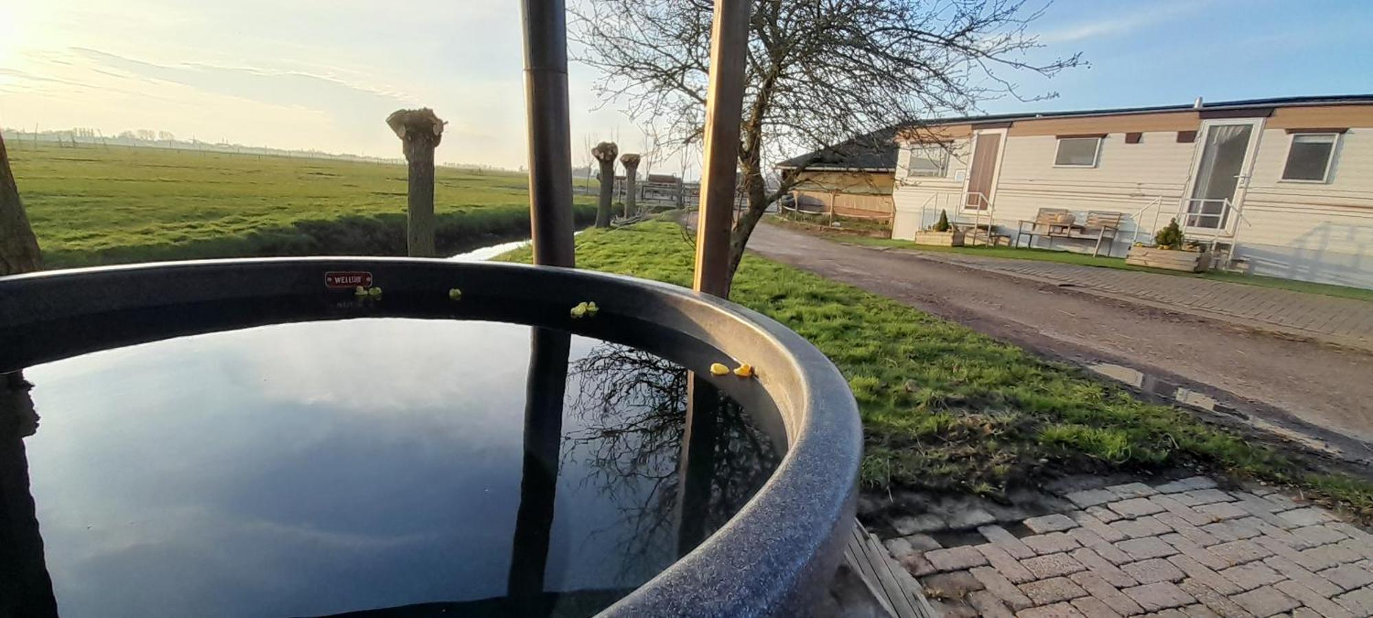 Stacaravan Op De Paardenboerderij Sneek Buitenkant foto